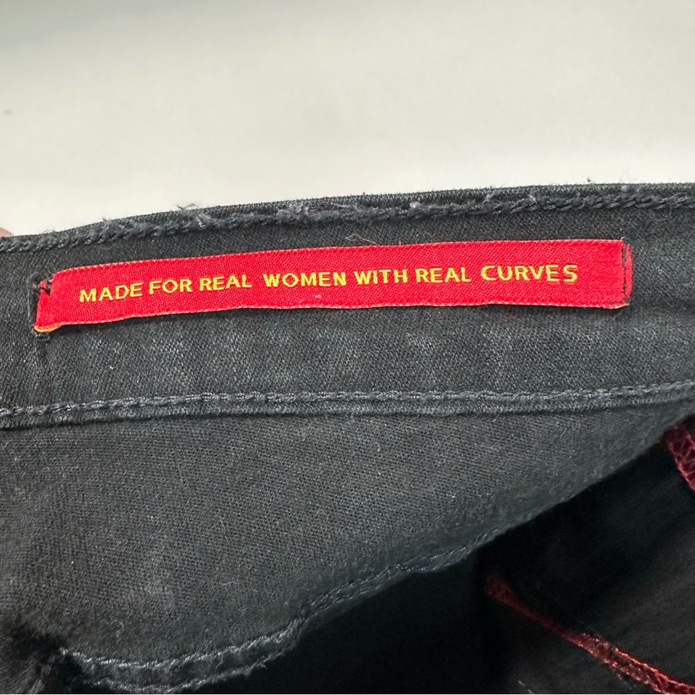 TUMMY TUCK JEANS Size 4P NYDJ Black Denim Curves 5 Pockets - Picture 6 of 15